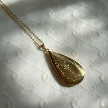 Load image into Gallery viewer, The Locket Necklace