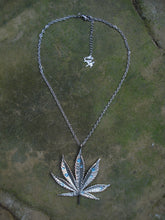 Load image into Gallery viewer, Wet Weed Necklace
