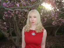 Load image into Gallery viewer, Wet Weed Necklace
