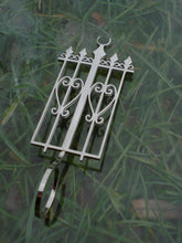 Load image into Gallery viewer, Iron Gate Joint Holder
