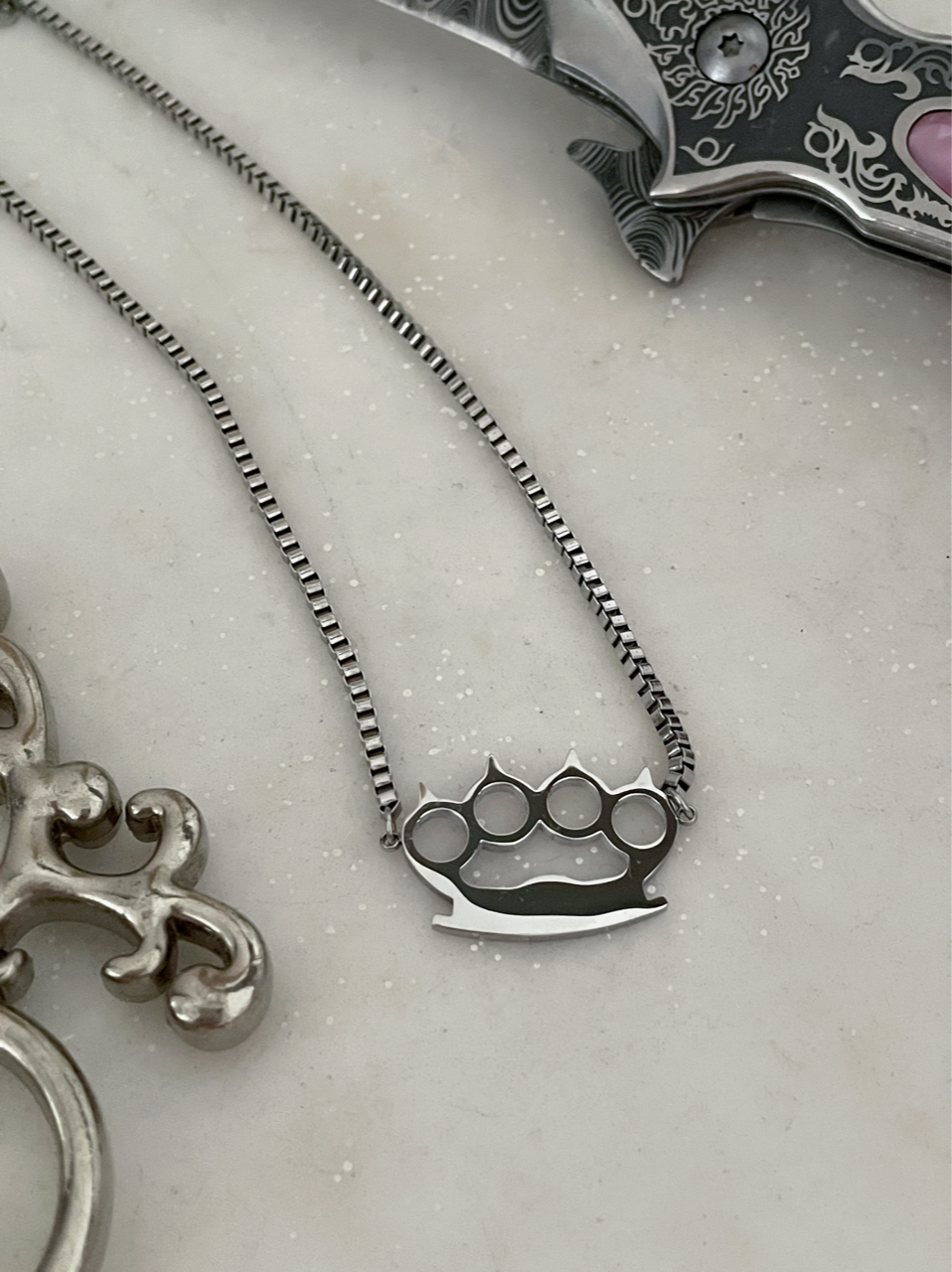 Knuckles Necklace