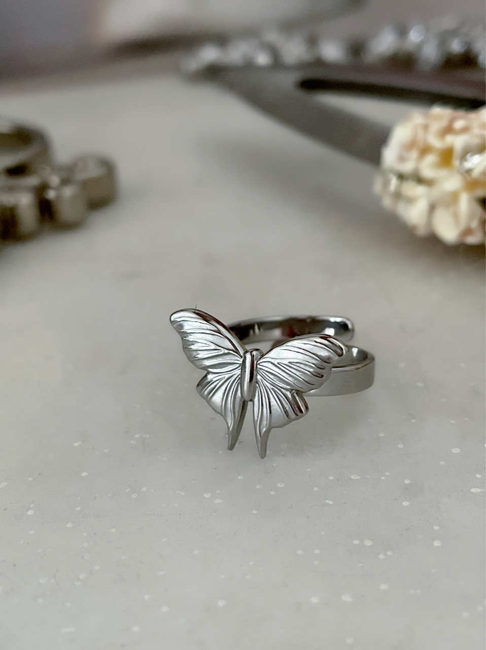 Hawk Moth Rings Luna Moth Ring – elitaharkov.com