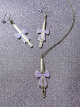 Load image into Gallery viewer, Bow Blade Necklace
